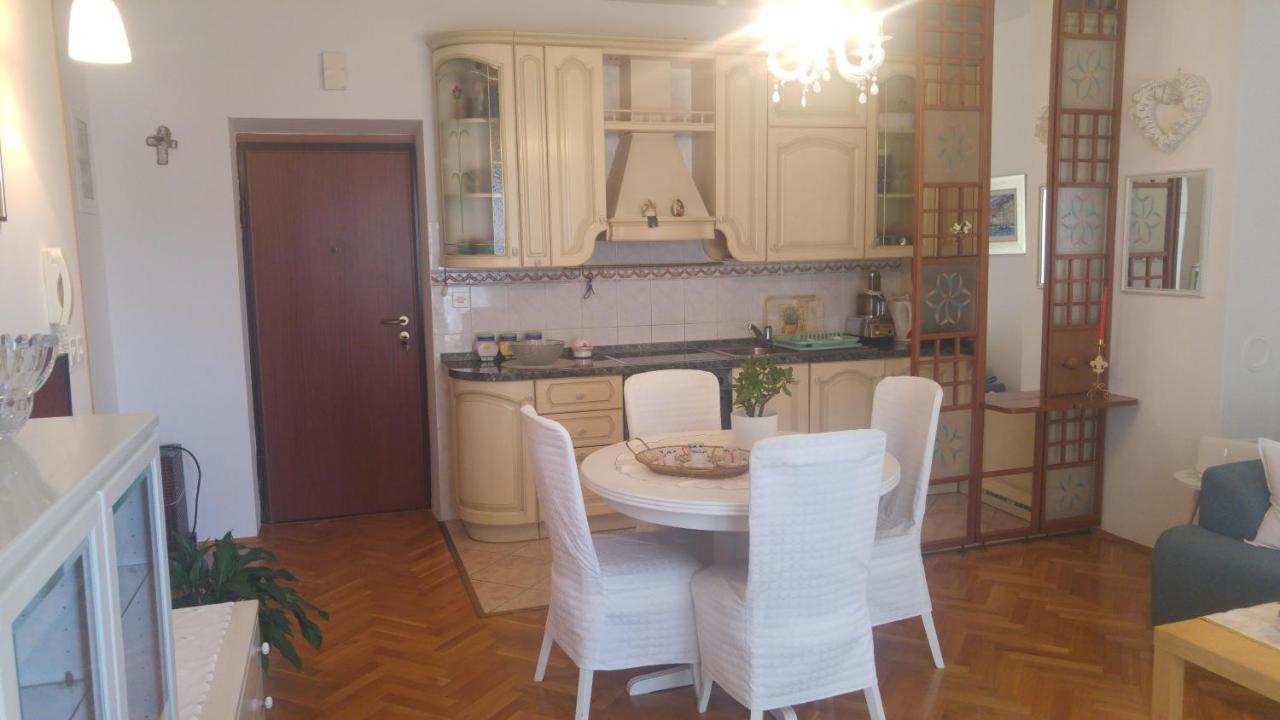 Apartments Sunce Макарска Экстерьер фото