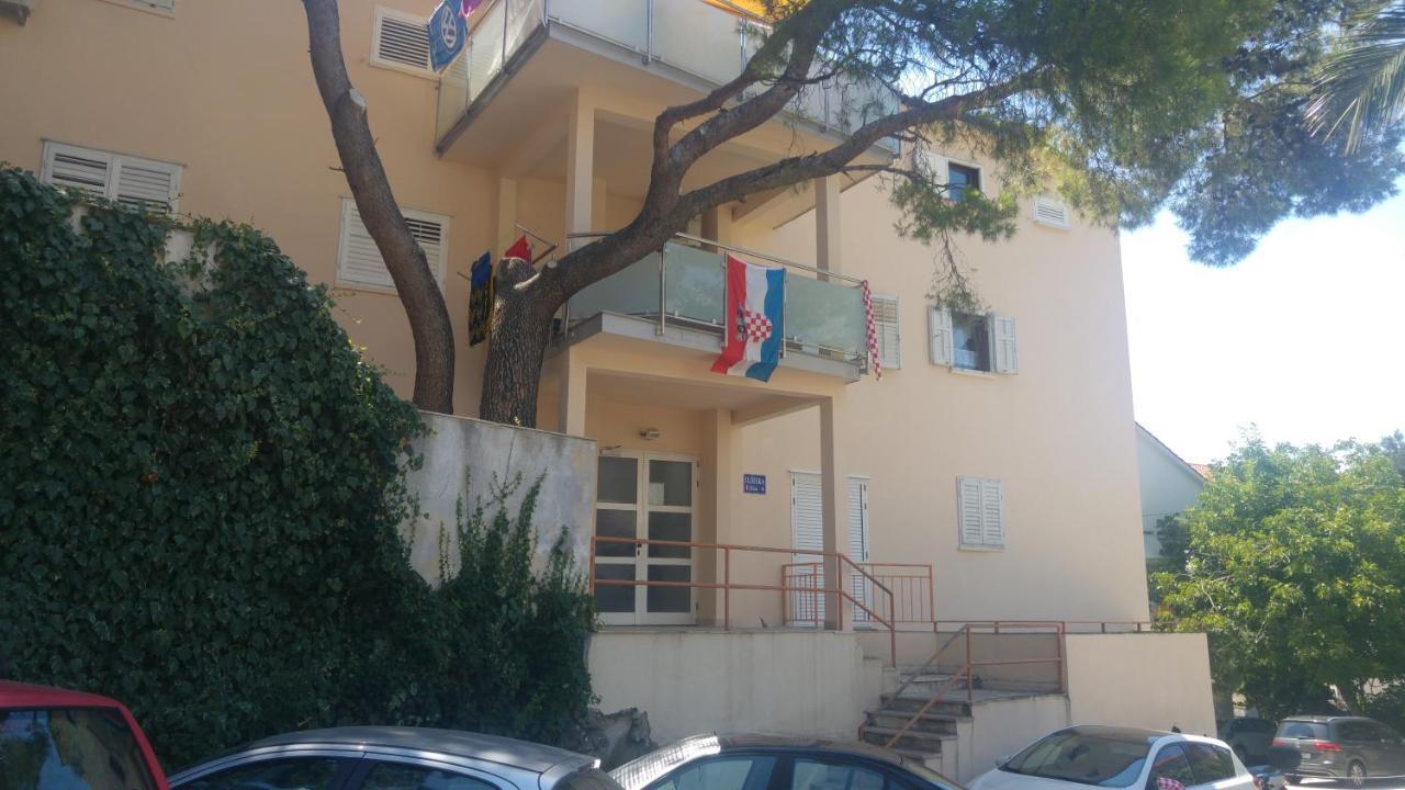 Apartments Sunce Макарска Экстерьер фото
